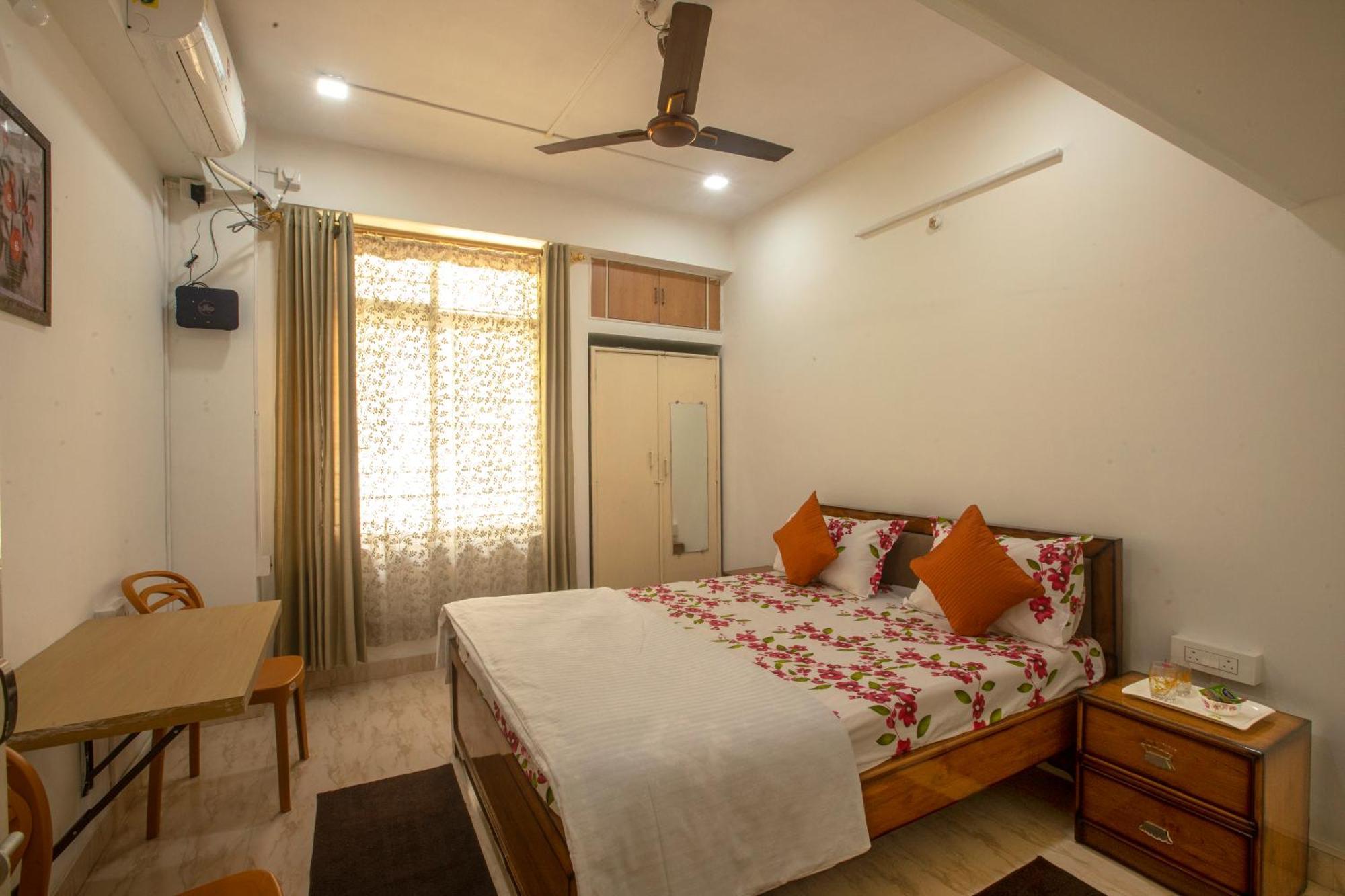 Dolphin Enclave 3bhk Block B *