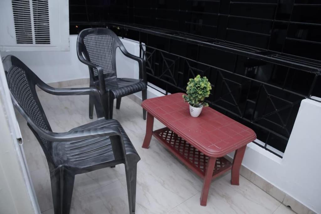 Apartment Dolphin Enclave 3bhk Block B *