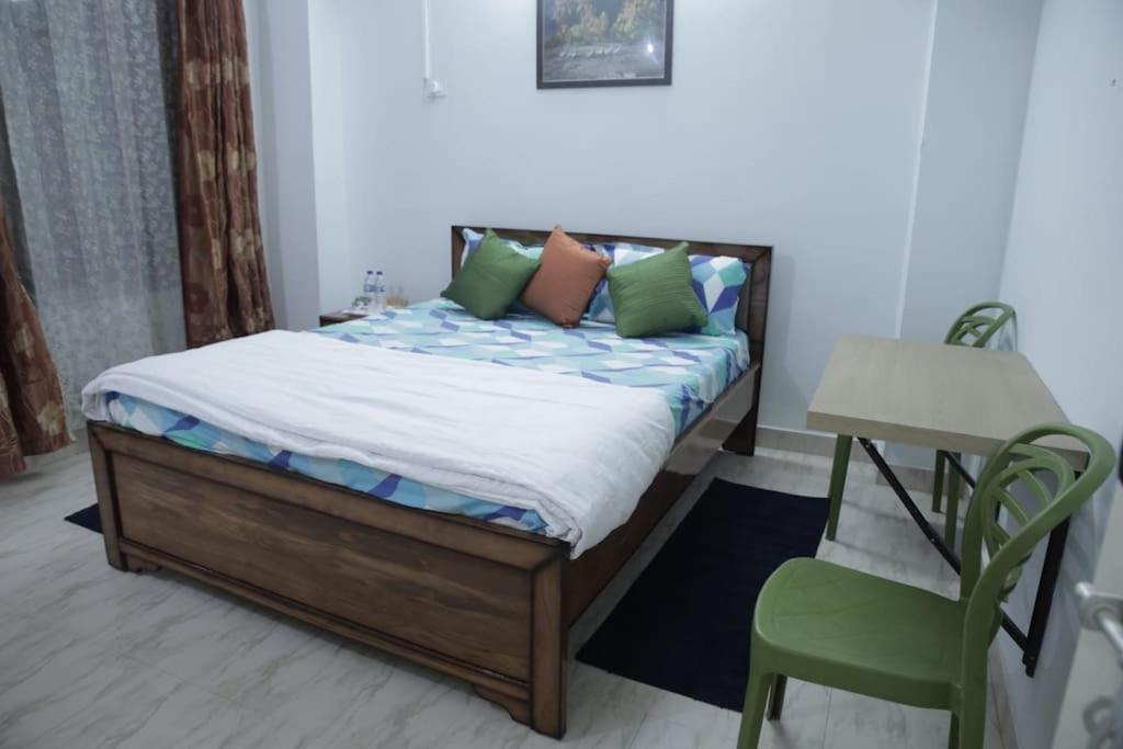 Dolphin Enclave 3bhk Block B Apartment